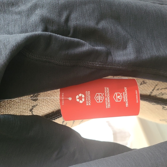 BCG Cold Weather Workout Long Sleeve Top Small - Picture 4 of 5